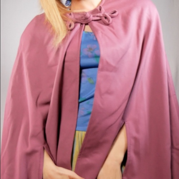 Mauve Cosplay Cape - Picture 8 of 8